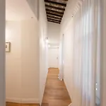 Keys Of Italy - Alpha Beta Gamma - Tornabuoni 5 - Luxury In The Fashion District Florencie