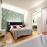 Keys Of Italy - Alpha Beta Gamma - Tornabuoni 5 - Luxury In The Fashion District Apartmán