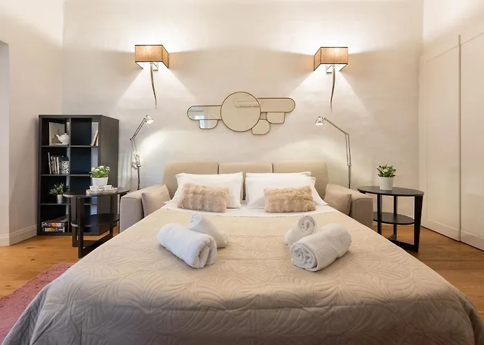 Keys Of Italy - Alpha Beta Gamma - Tornabuoni 5 - Luxury In The Fashion District * فلورنس